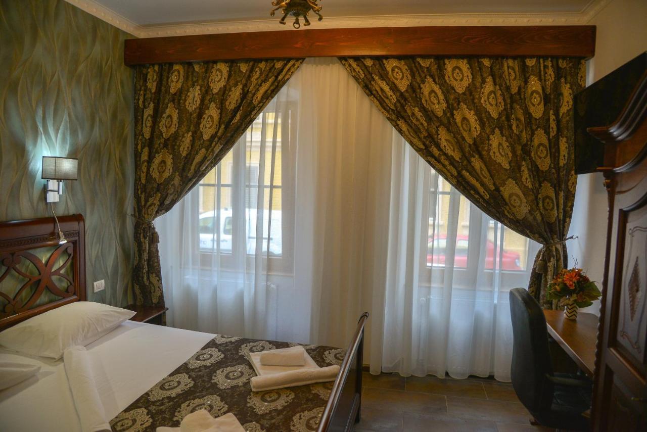 History Apartments Cetatii Сибиу Экстерьер фото