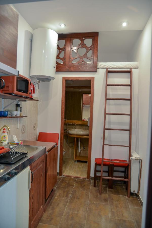 History Apartments Cetatii Сибиу Экстерьер фото