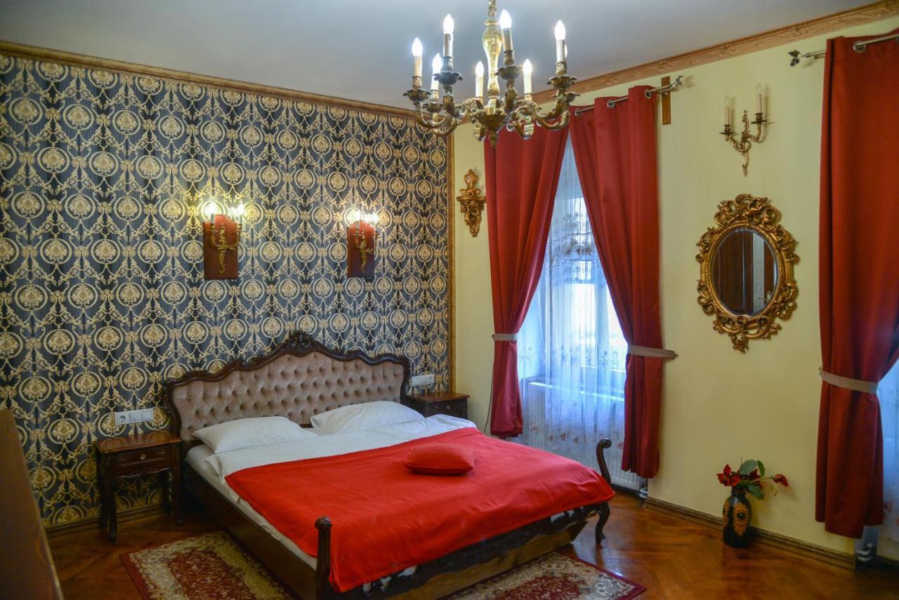 History Apartments Cetatii Сибиу Экстерьер фото