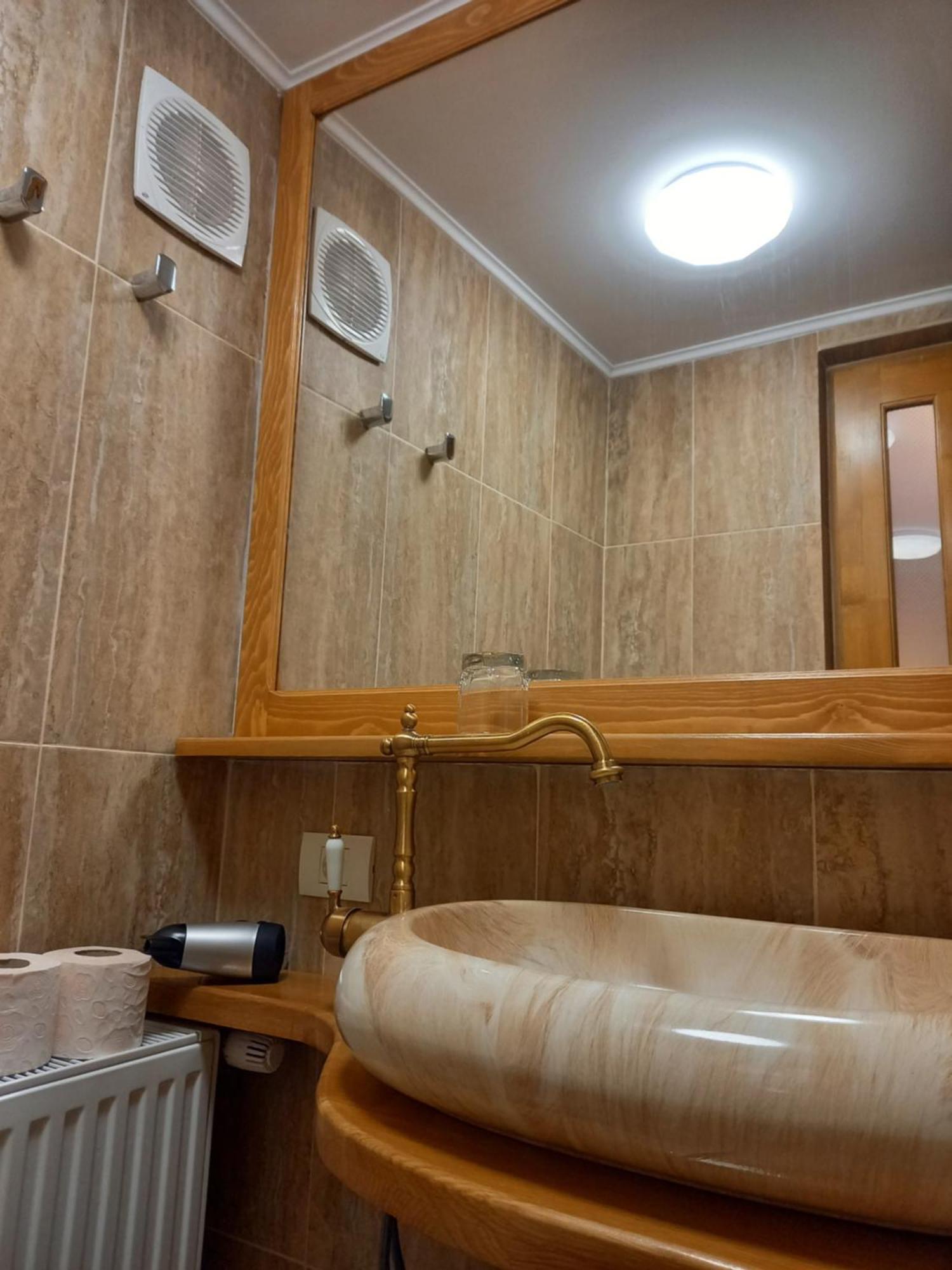 History Apartments Cetatii Сибиу Номер фото